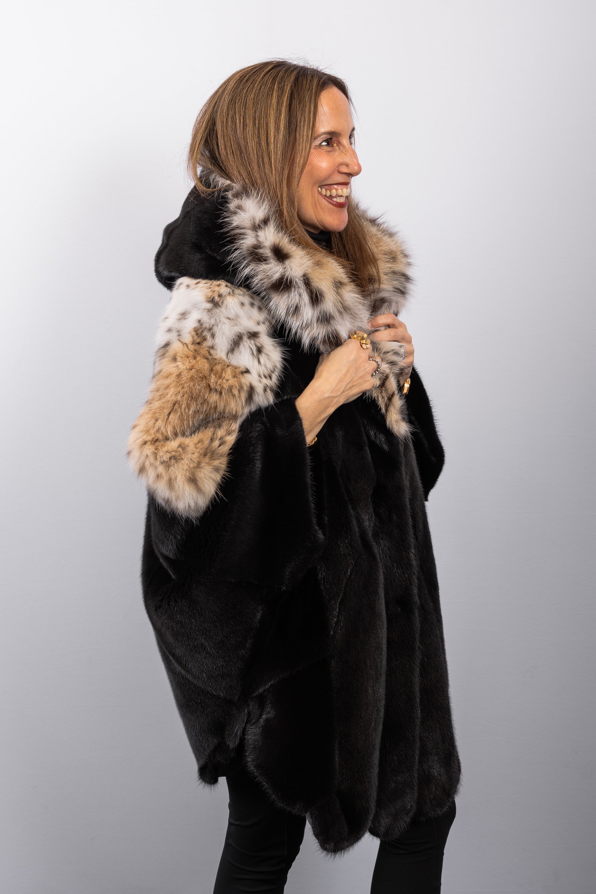 Natural Lynx Cat/Black Mink Poncho