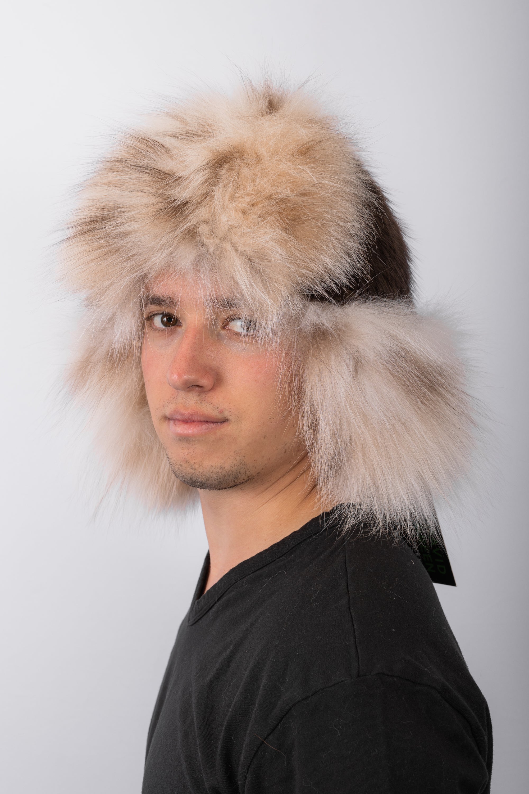 Natural Beaver Musher Hat with Canadian Lynx Fur Trim